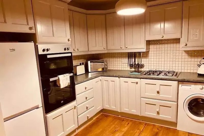 Beautiful 3-Bed House in Londonderry