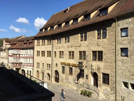 Der Adelshof