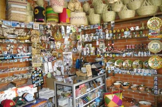 Jose e Sebastiao Pinto Handicraft Shop
