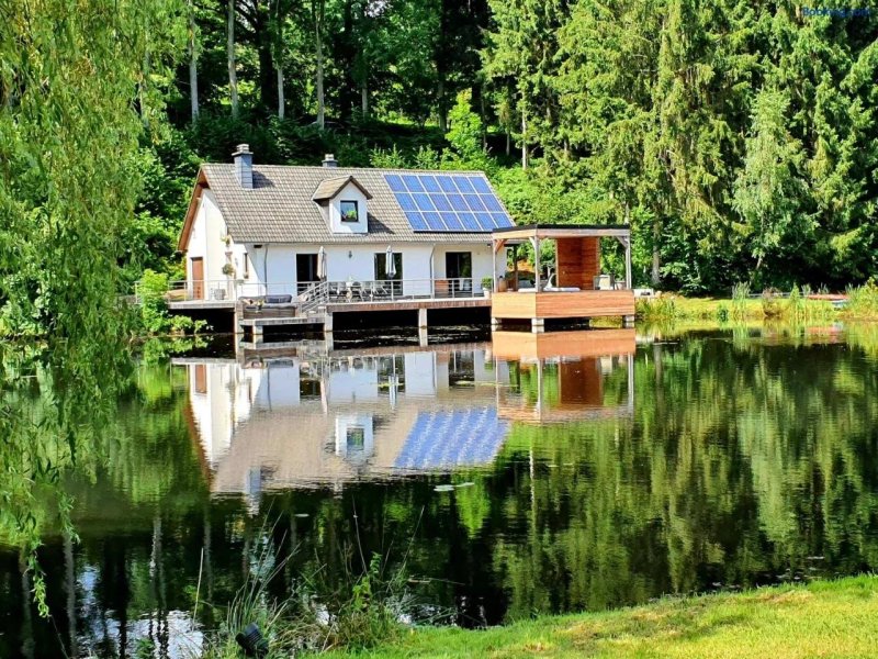Les etangs du Thioux , a proximite du circuit de Spa-Francorchamps