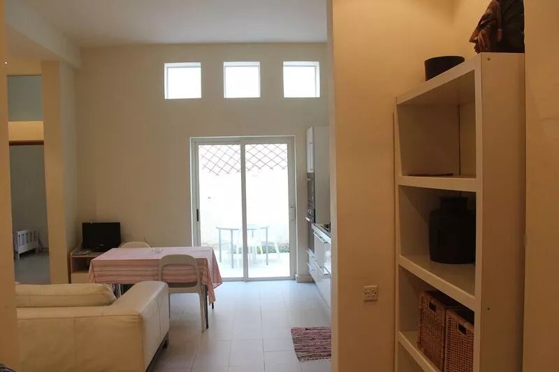 Stylish, modern, central apartment in St. Julians,
