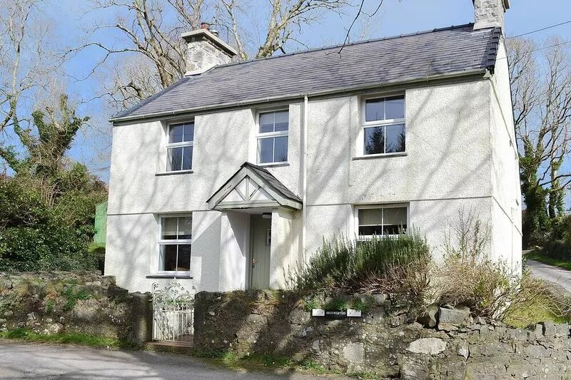 3 bedroom accommodation in near Clynnog Fawr