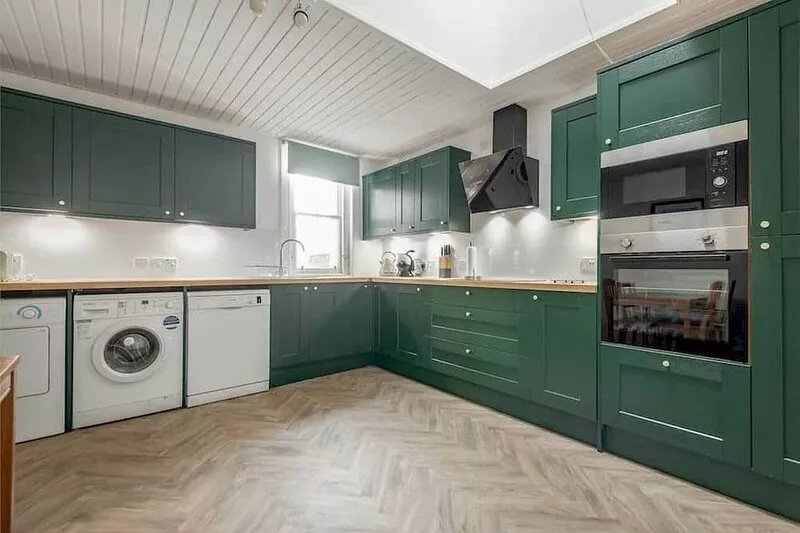 The Cross Keys Apartment (85D Market Street)
