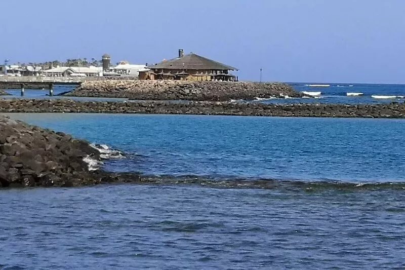 Fabulous! Golf and Sea Views Climatized pool. Wifi. BBQ Caleta de Fuste.