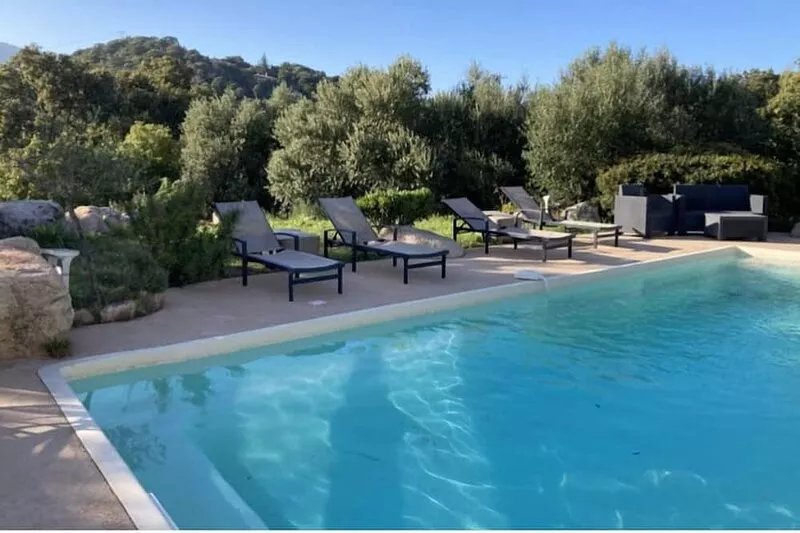Luxury sunset villa Swimming pool Jacuzzi Garden Boules court