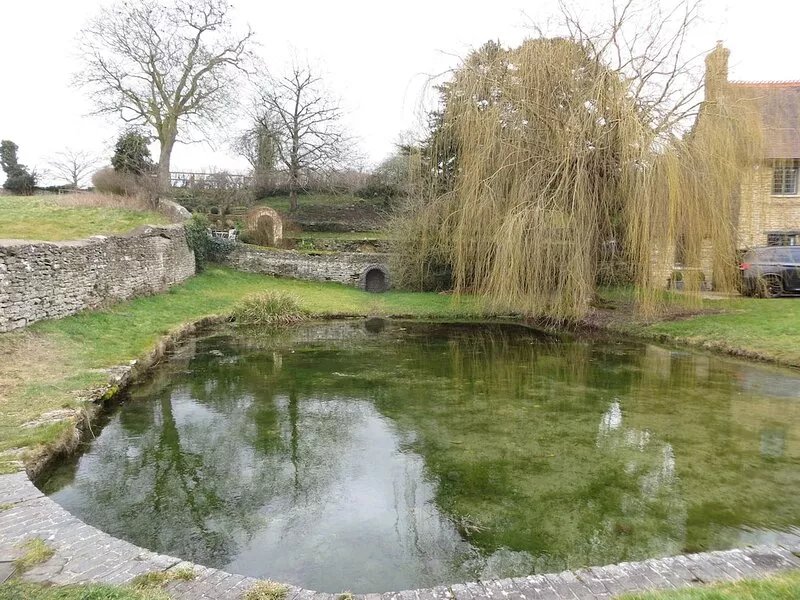 Yogis Cottage Is Cotswold Country Charm With Modern Facilities
