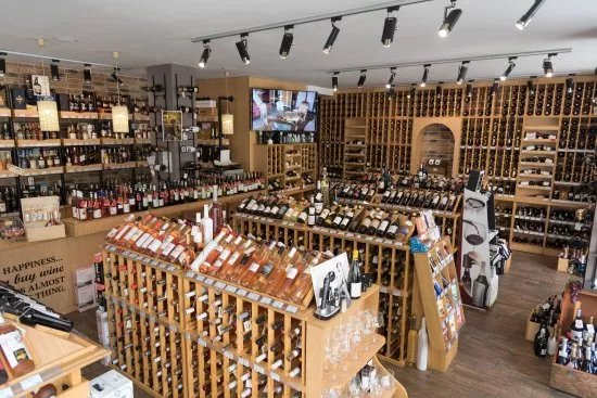 Enoteca Wine & Friends
