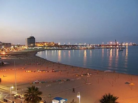 Playa de los Carabos