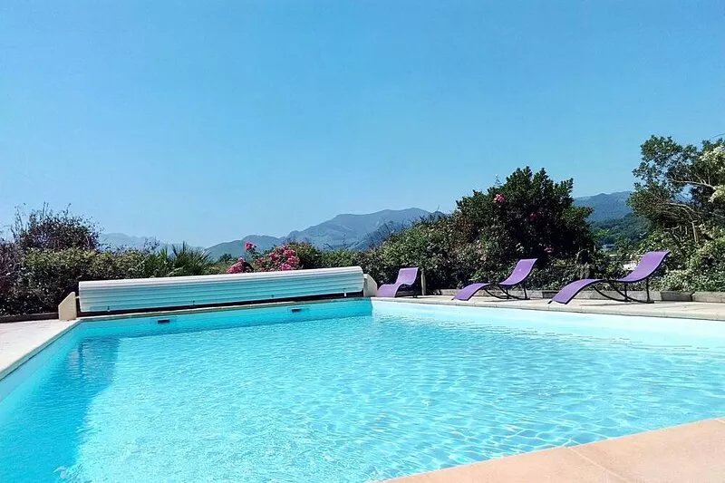 Bed and breakfast at the farm, Lourdes, Pyrenees, ANOUSTA