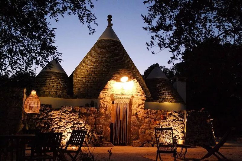 Romantic trullo with private pool surrounded by nature