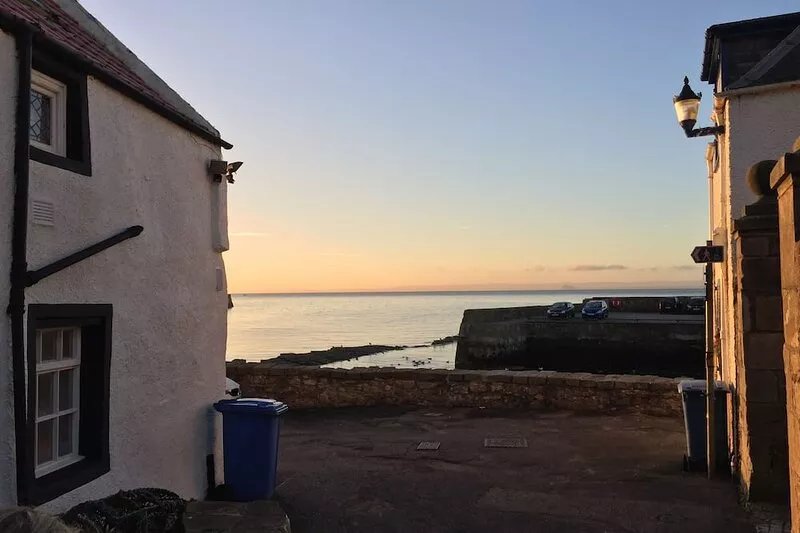 Gorgeous 2 bedroom apartment in East Neuk