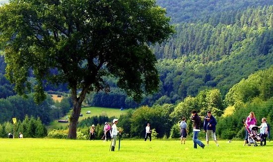 Farm Monville Golf country