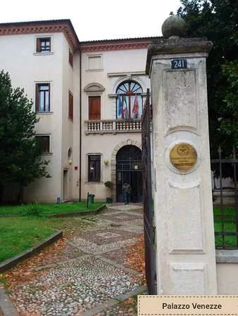 Palazzo Venezze