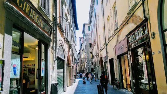 Via Fillungo