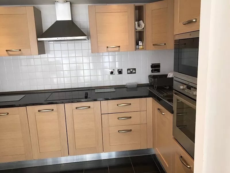 2 bedroom Thames riverside apartment with free wifi.