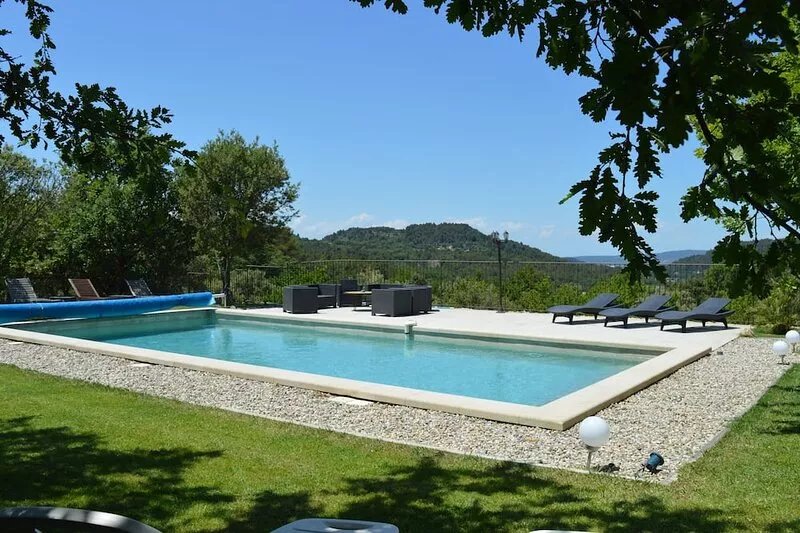 The holiday home Cassandrons the luberon with heated pool