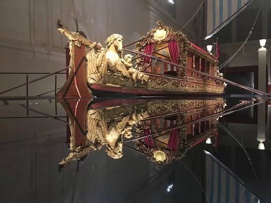 Il Bucintoro dei Savoia