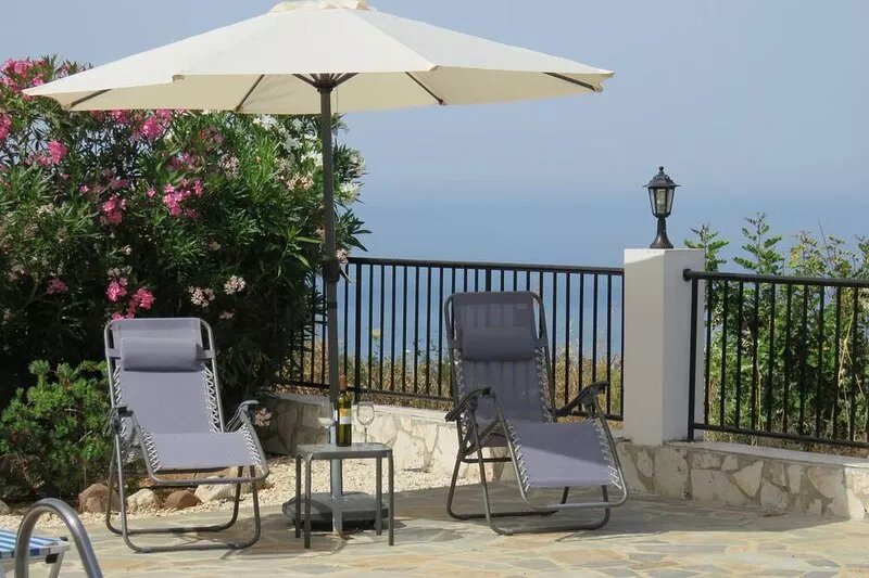 Beautiful 3 Bedroom Villa with Panoramic and Sea Views.