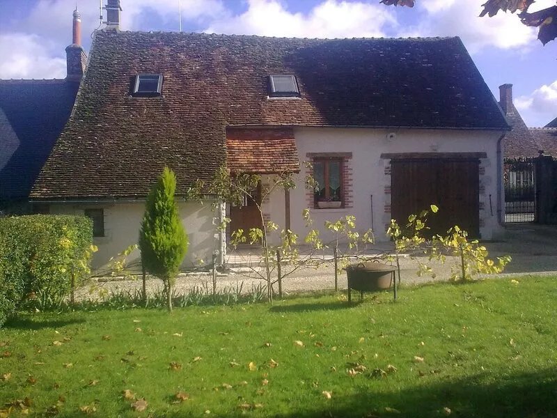 Cottage in the heart of a village solognot