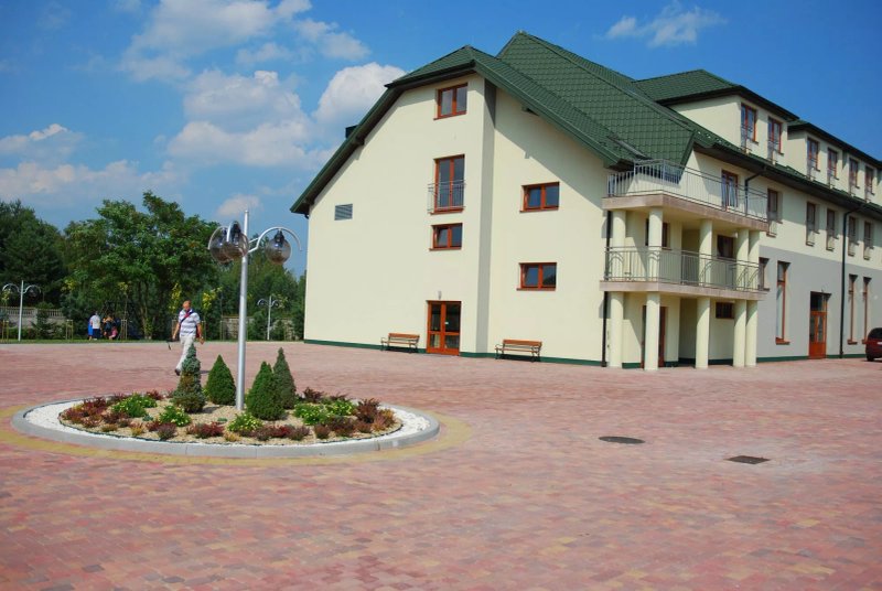Dyminy Hotel