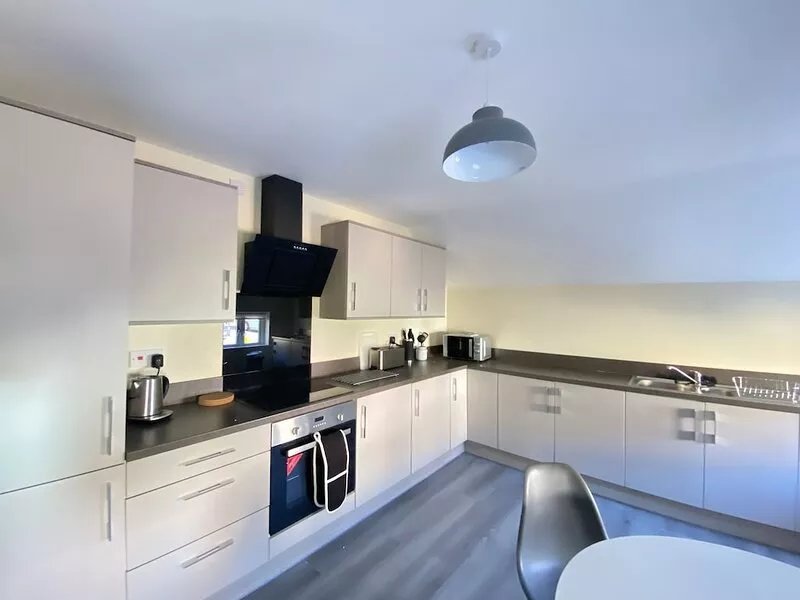 Stunning 2 bedroom apartment with amazing views over Ironbridge!