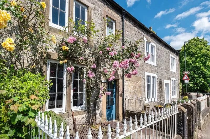 Rose Cottage - Two Bedroom House, Sleeps 4