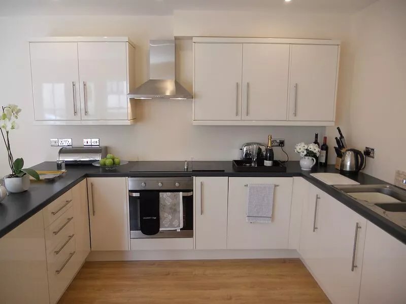 Luxury Mews House,5 Minutes Walk to Nearby Beach.TranquilCourtyard,Central Ryde