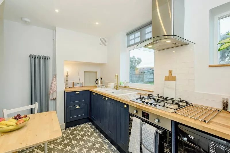 3 bedroom accommodation in Selsey