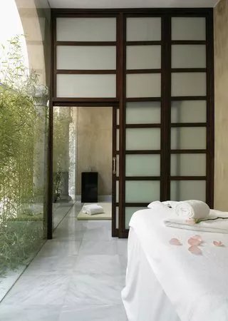Bodyna Palacio del Bailio