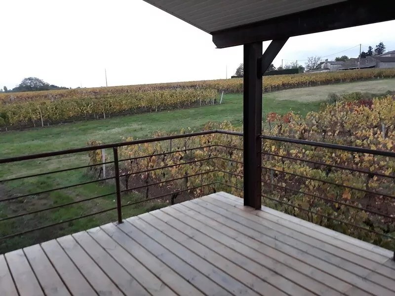 Le Chalet Vigneron - Annex of Château Saint Christophe - 3 mins from Saint