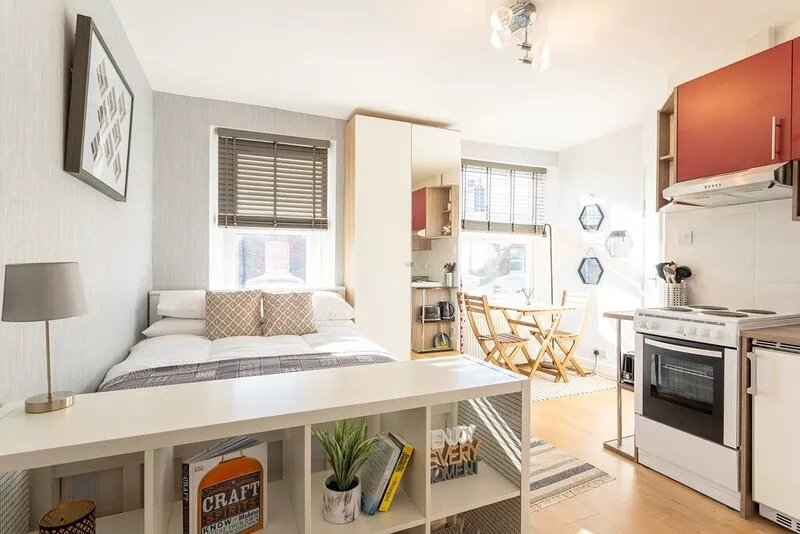 Trendy 1 Bed Studio Flat in West Kilburn by Queen's Park for 2 people