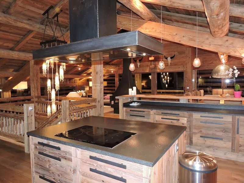 Luxury Chalet 18 pers 500 m2 6 suites on the slopes with sauna and swimming pool