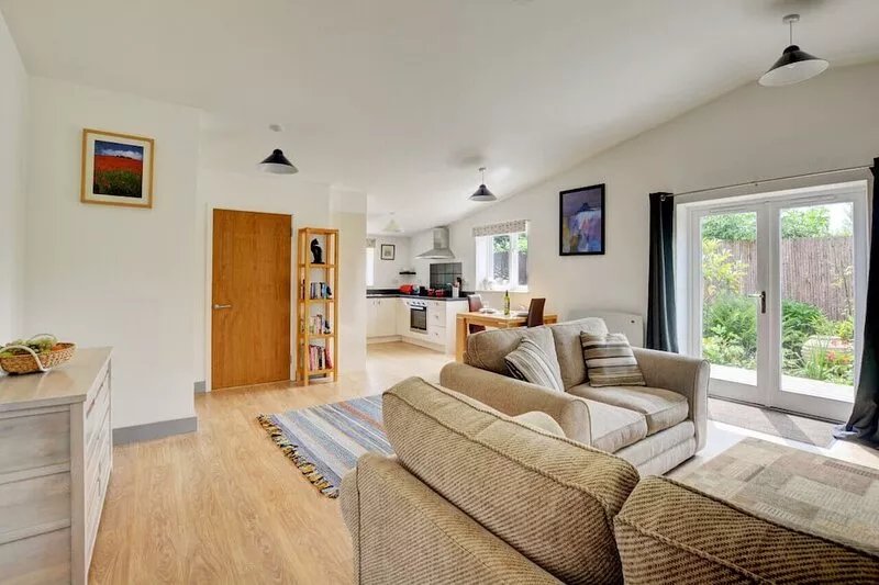 Hawthorn Cottage - One Bedroom House, Sleeps 2