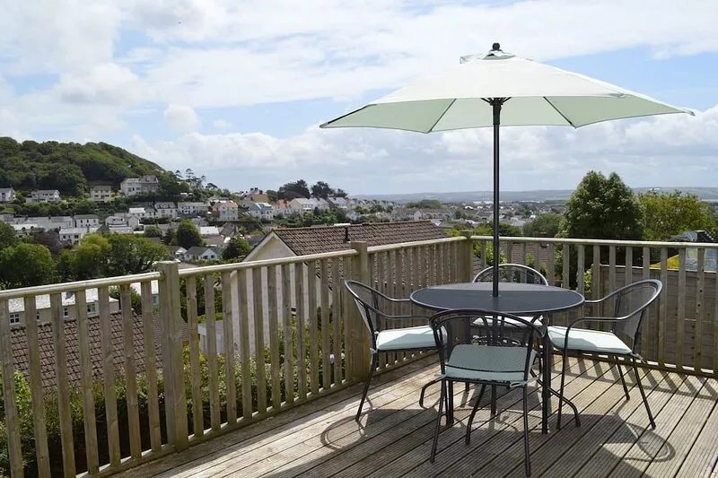 Modern 3 bedroomed cottage with stunning views