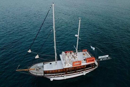 ELENI HERSONISSOS BOAT TRIP
