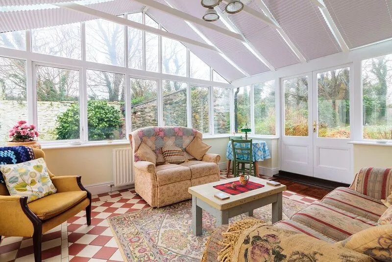 East Ballabane Farmhouse - sleeps 5 guests  in 3 bedrooms