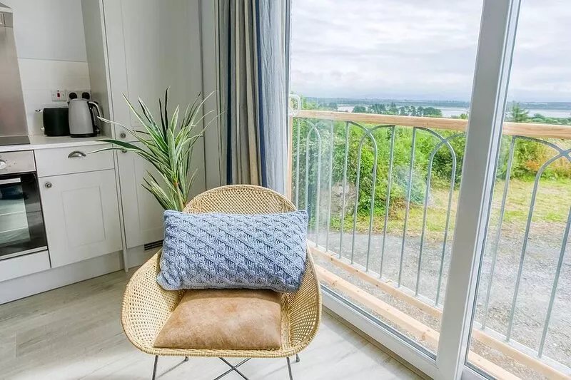 Tan Yr Allt -  a sea view that sleeps 4 guests  in 2 bedrooms