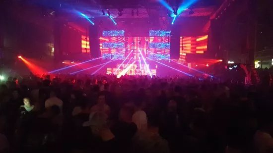 Fabrik