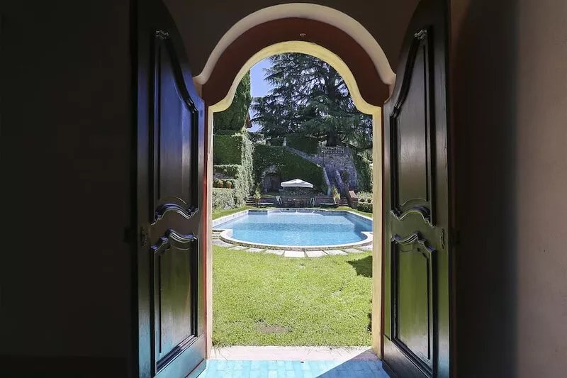 Luxury Villa on the Lucca's hills with private pool, BBQ,tennis court,PingPong.