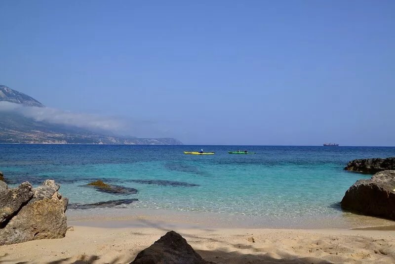 Kefalonia apartments: lovely apartments near Lourdas beach with swimming pool