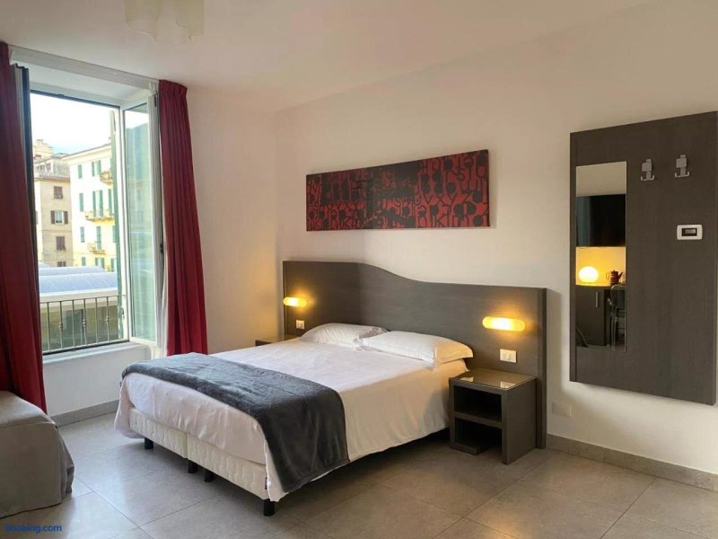 54 Rosselli Rooms