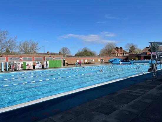 Charlton Lido And Lifestyle Club