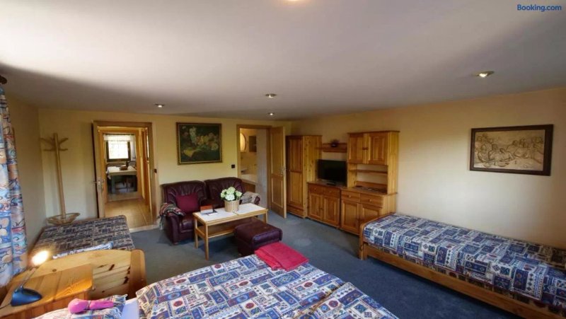 River Side Holiday Home near Besenova