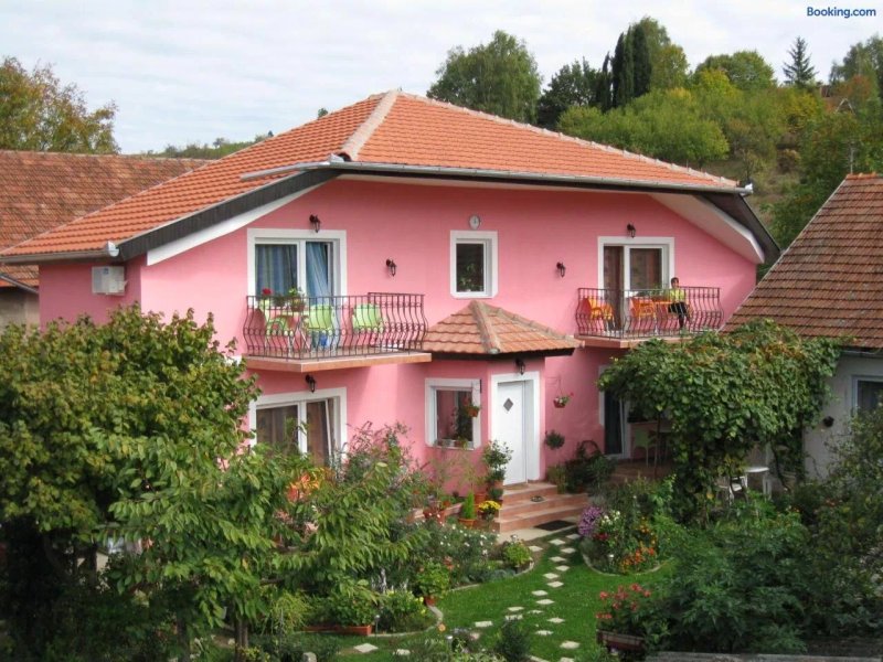 Apartmani Biser