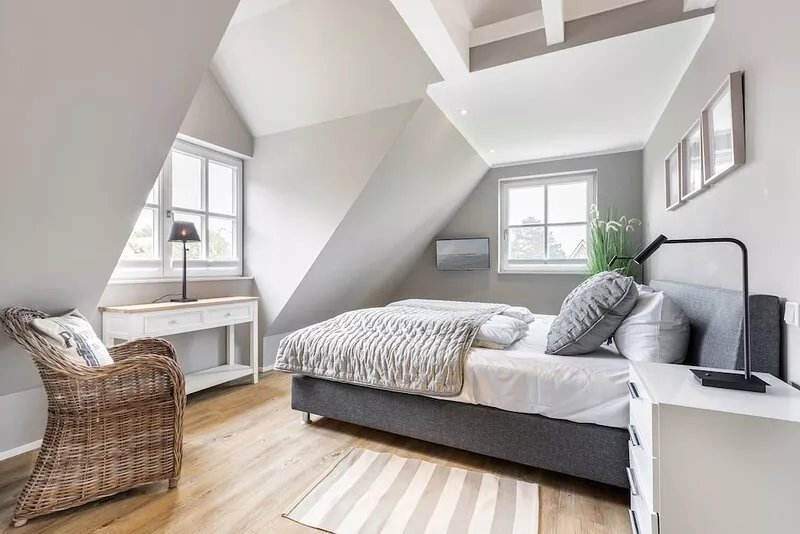 Quietly located semi-detached house in Friedrichshain with terrace.
