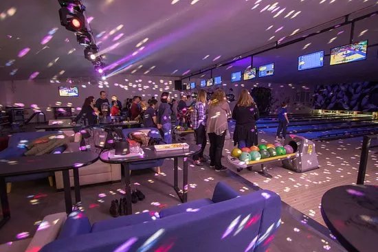 Bowling Bar