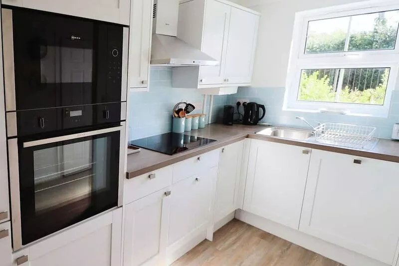 28 Anchorage Way -  a house that sleeps 4 guests  in 2 bedrooms