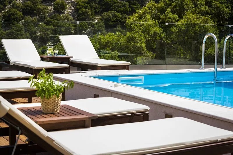 Iconic Villas, Villa Rosa with private pool and stunning mountain view