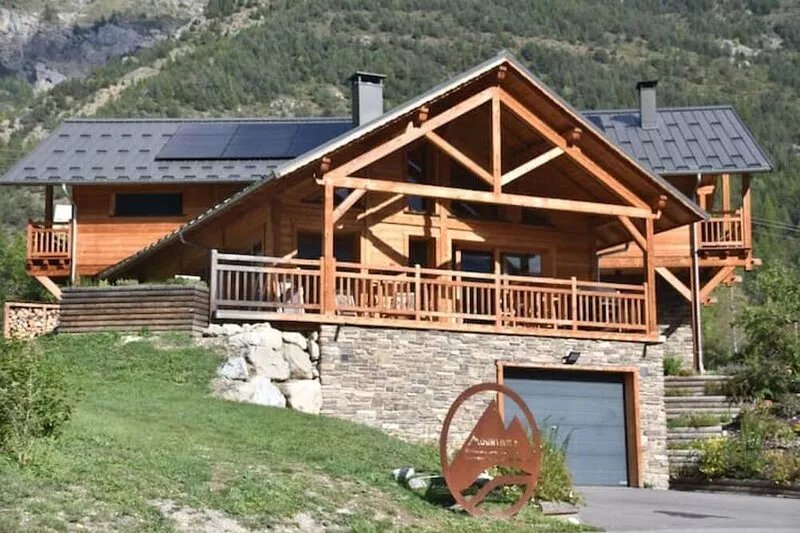 Chalet Mountivity