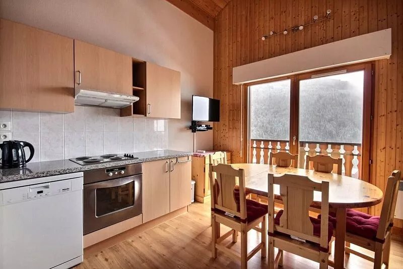 SPACIOUS APARTMENT WITH BALCONY -  SAINT JEAN D'AULPS SKI RESORT - 8 PEOPLE